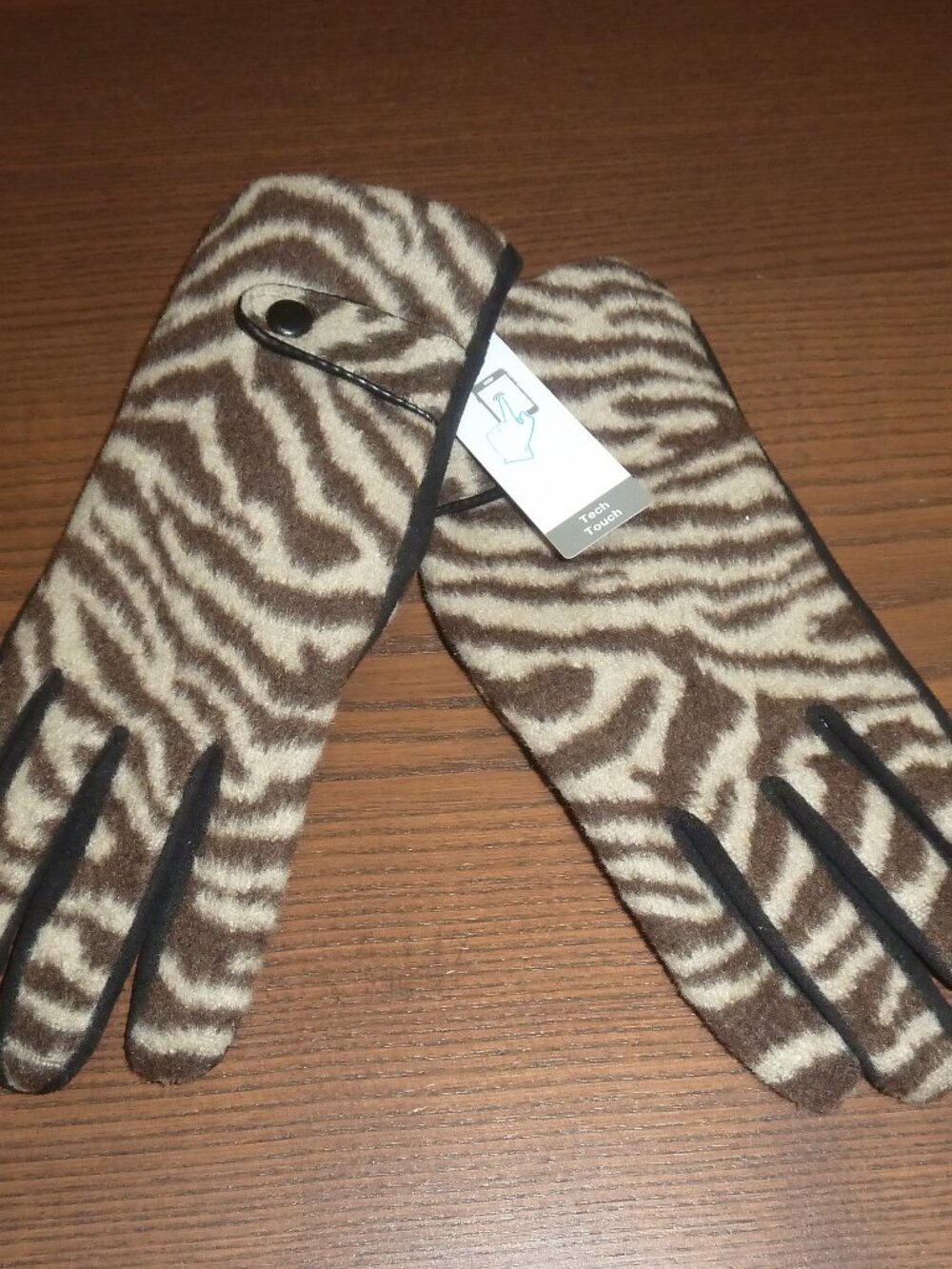 New Touch Tech Animal Zebra Print Gloves Women's S/M Brown Black
